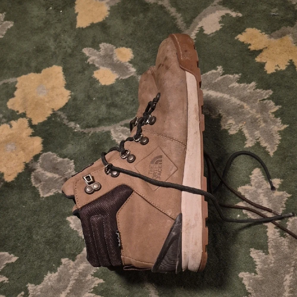The North Face Men's Tan Leather Boots